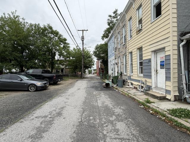 150 Irving Street Baltimore, MD 21229 - Photo 3 of 19