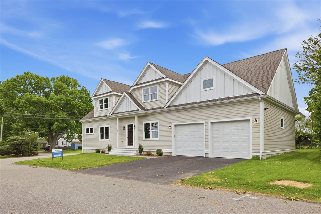 40 Ferncroft Road Braintree, MA 02184 - Photo 1 of 42