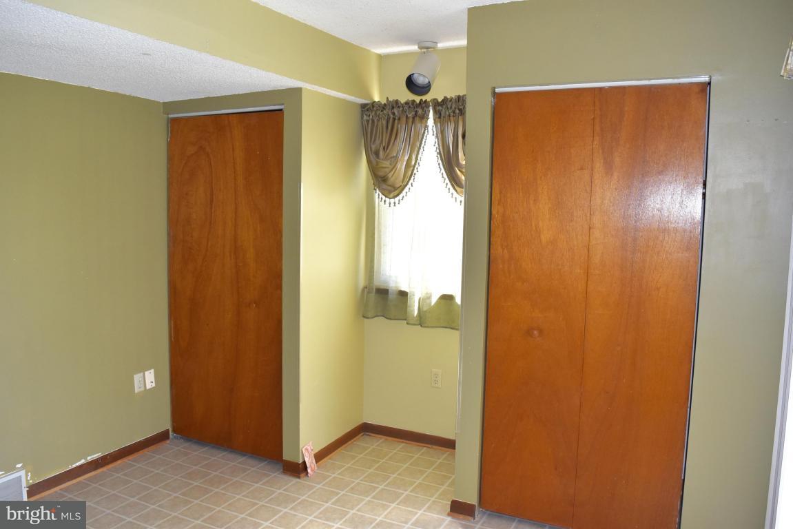 3301 Druck Valley Road York, PA 17406 - Photo 8 of 36 Gallery Image 8