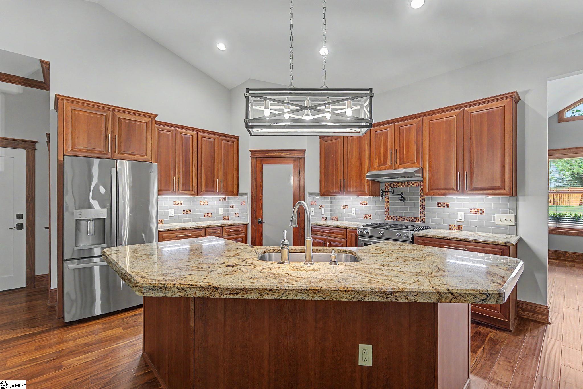 102 Gresham Road Simpsonville, SC 29681 - Photo 13 of 50