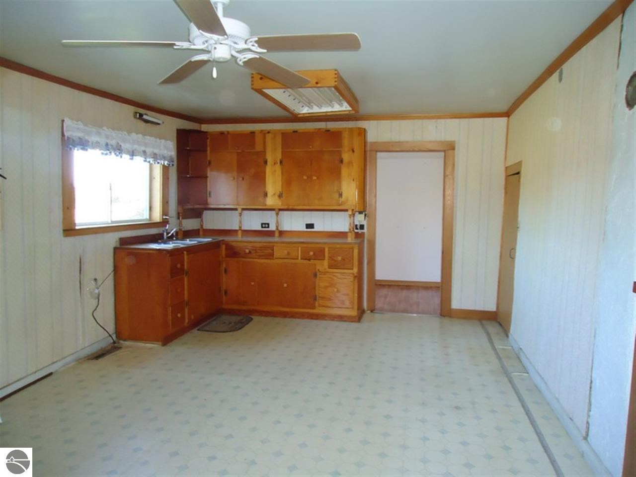 3830 Bowerman Road Kingsley, MI 49649 - Photo 11 of 26 1777246-10.JPG