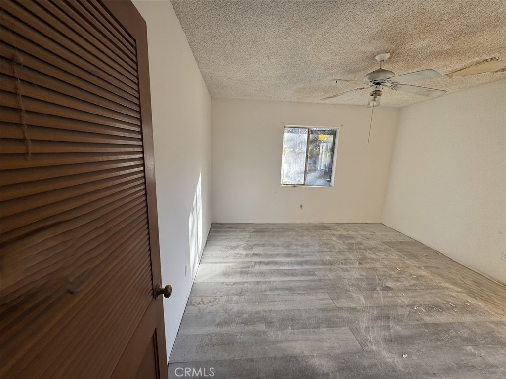 17545 Community Street Northridge, CA 91325 - Photo 19 of 22 an empty room with windows