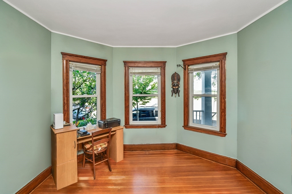 69 Mt Ida Road, Unit 1 Boston, MA 02122 - Photo 5 of 21