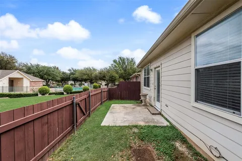 $315,000 | 233 Heritage Hill Drive, Lewisville, TX 75067