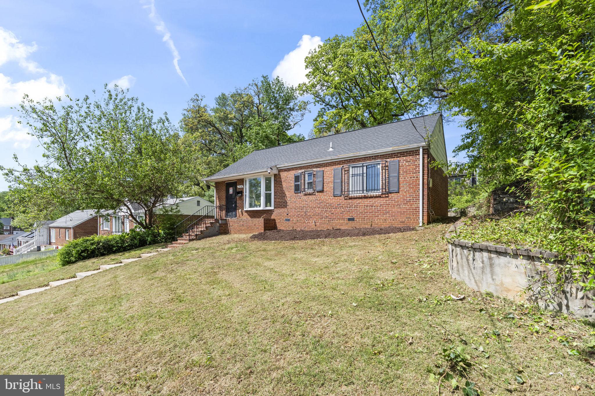 5414 Taussig Road Bladensburg, MD 20710 - Photo 4 of 26 Charming brick home on a hillside.