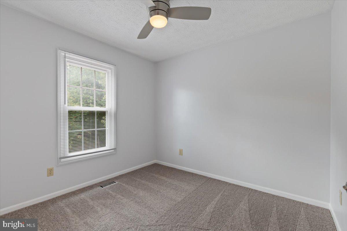 1929 East Beech Road Sterling, VA 20164 - Photo 35 of 56 Bedroom #3 - New Carpet