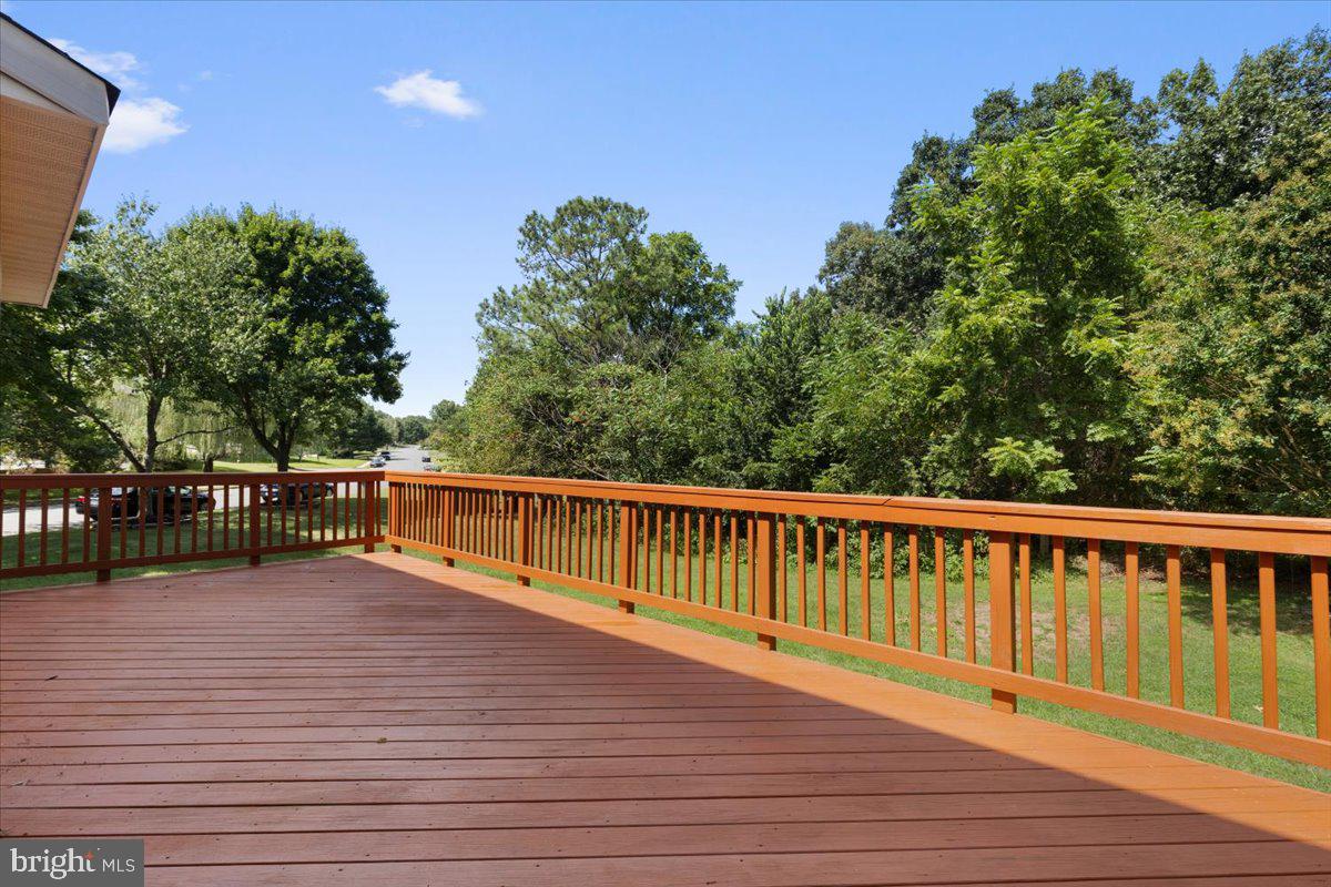 1929 East Beech Road Sterling, VA 20164 - Photo 48 of 56 Spacious deck