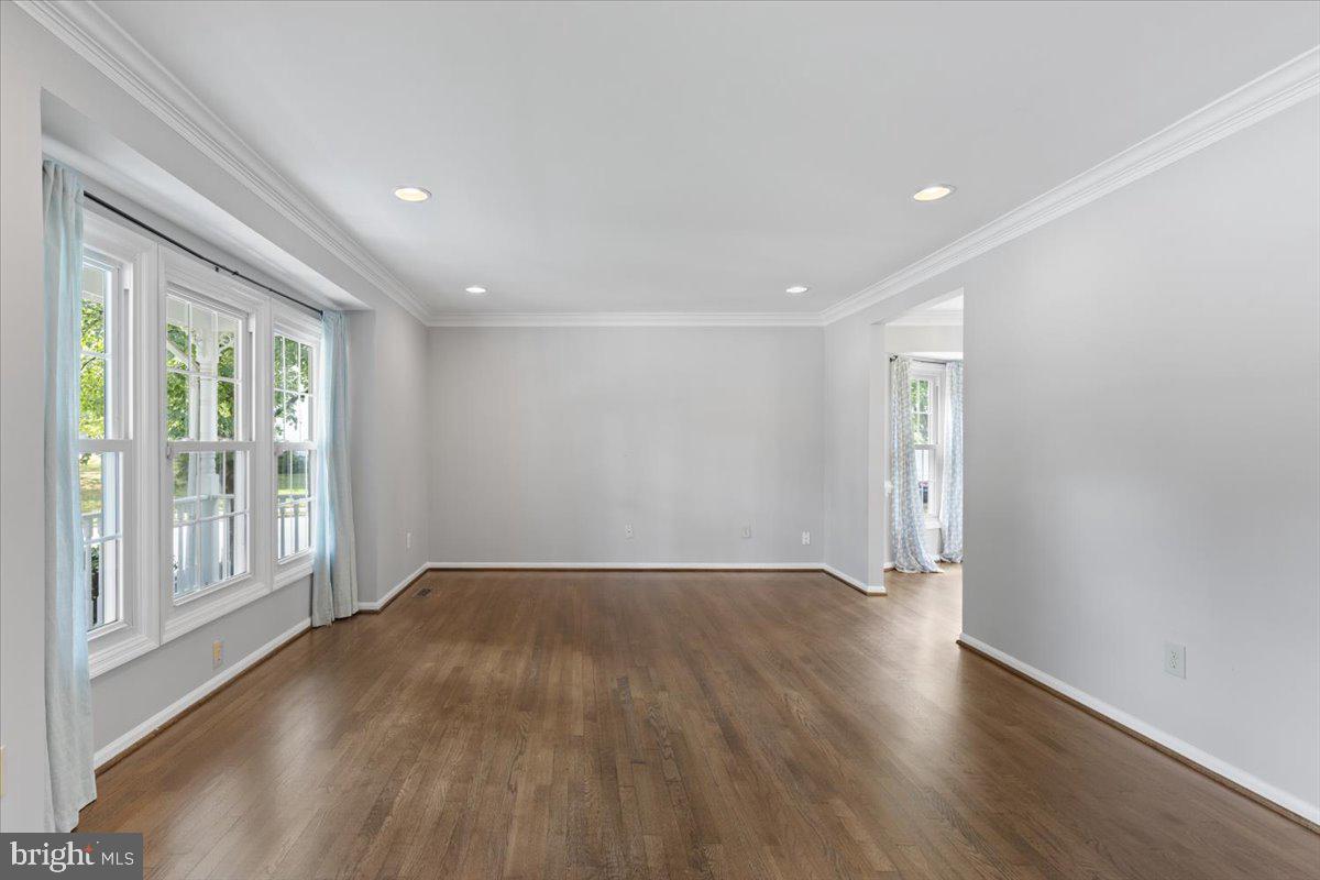 1929 East Beech Road Sterling, VA 20164 - Photo 9 of 56 Living room with hardwoods