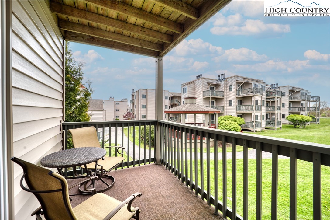 301 Pinnacle Inn Road, Unit 1101 Beech Mountain, NC 28604 - Photo 13 of 22 Gallery Image 13