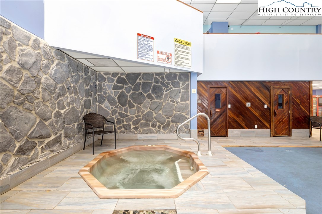 301 Pinnacle Inn Road, Unit 1101 Beech Mountain, NC 28604 - Photo 19 of 22 Gallery Image 19