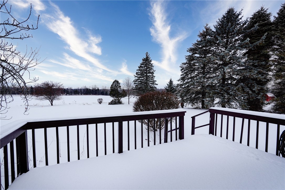 17012 Taylor Road Clarendon, NY 14470 - Photo 8 of 31