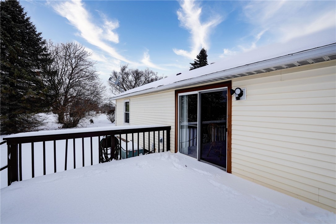 17012 Taylor Road Clarendon, NY 14470 - Photo 9 of 31