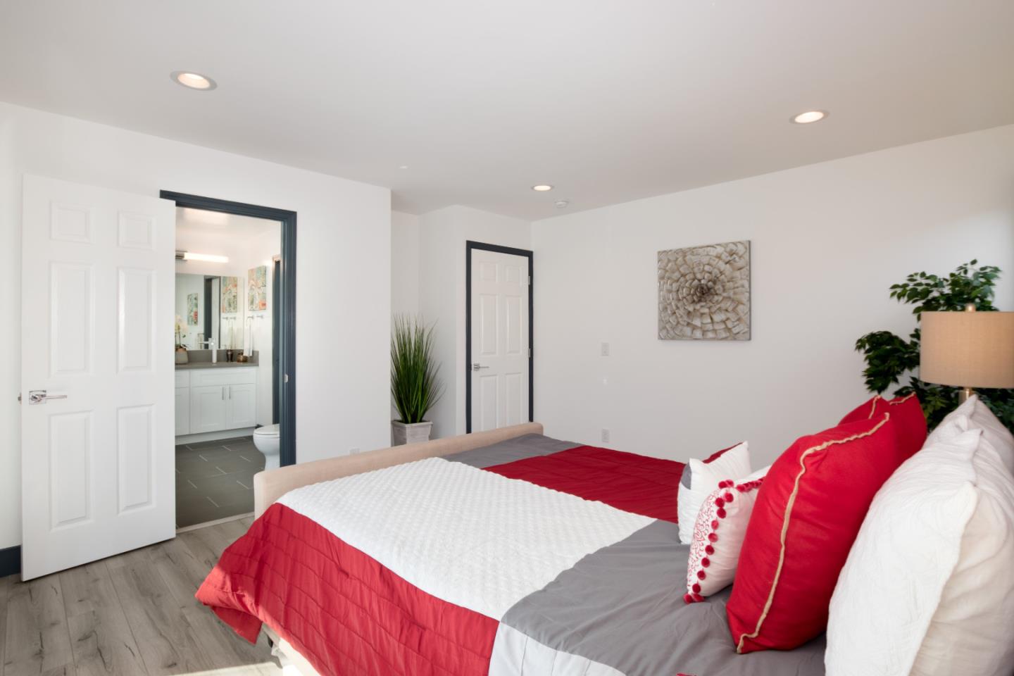 4718 Williams Road San Jose, CA 95129 - Photo 18 of 32 Gallery Image 18