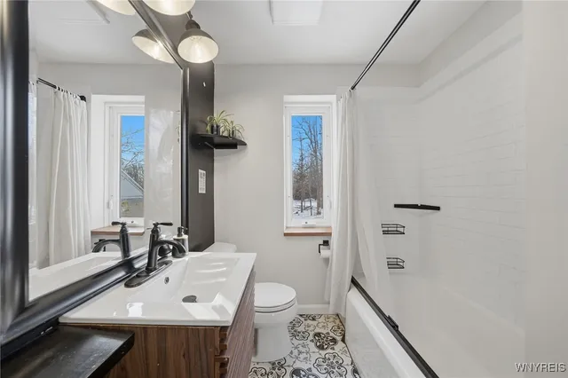 $350,000 | 3865 Millersport Highway, Amherst, NY 14051