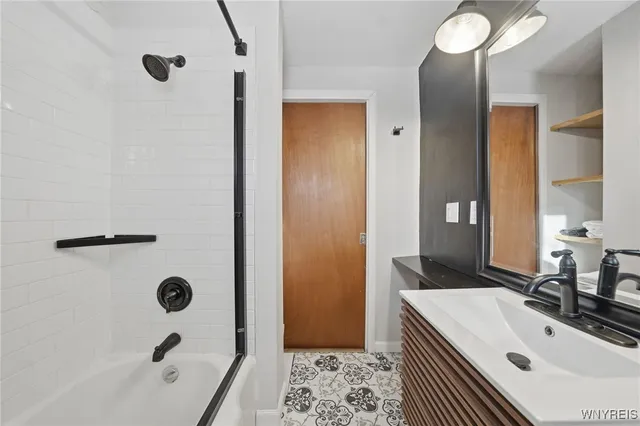 $350,000 | 3865 Millersport Highway, Amherst, NY 14051