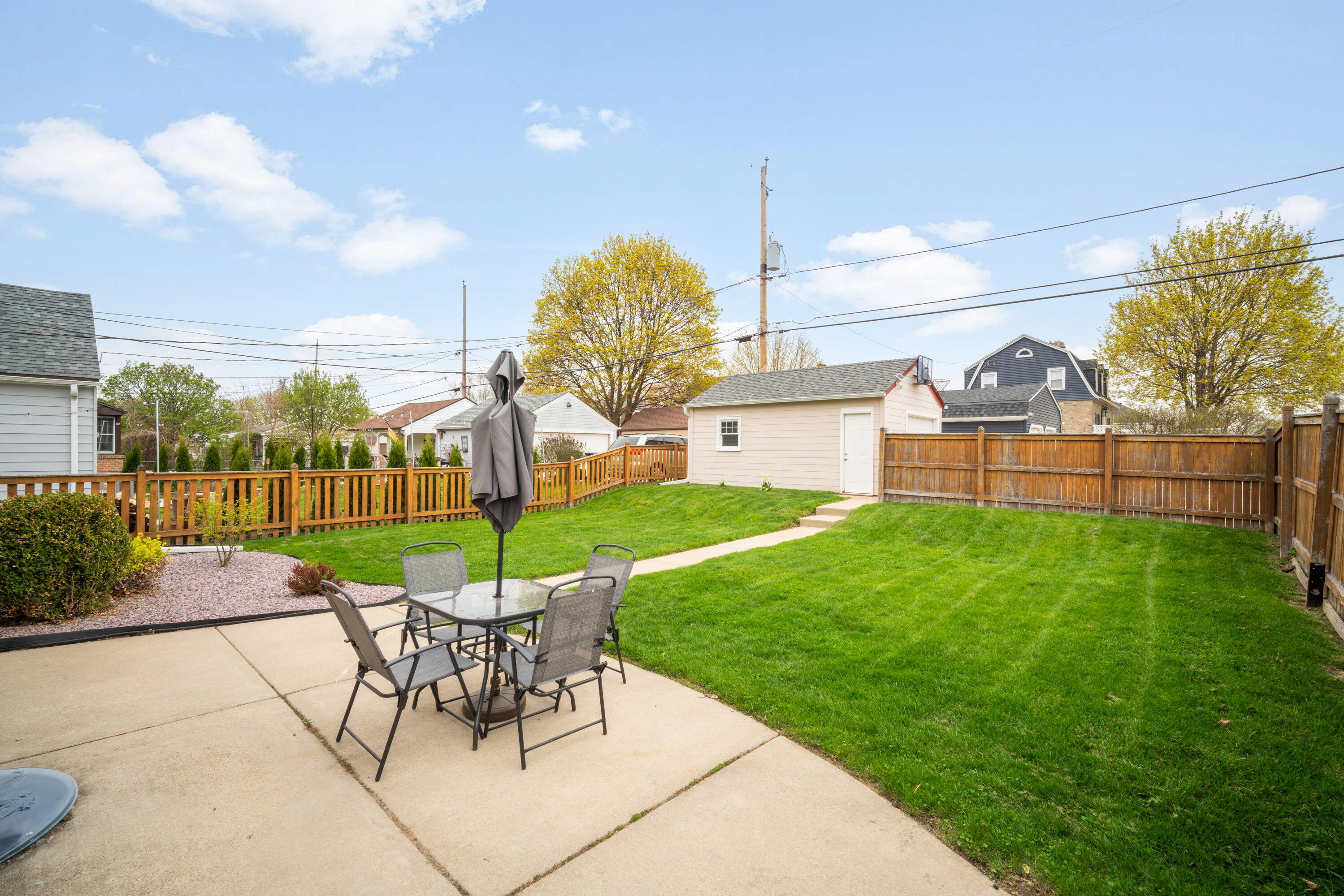 800 Menomonee Avenue South Milwaukee, WI 53172 - Photo 19 of 21 21_imgDSC09034