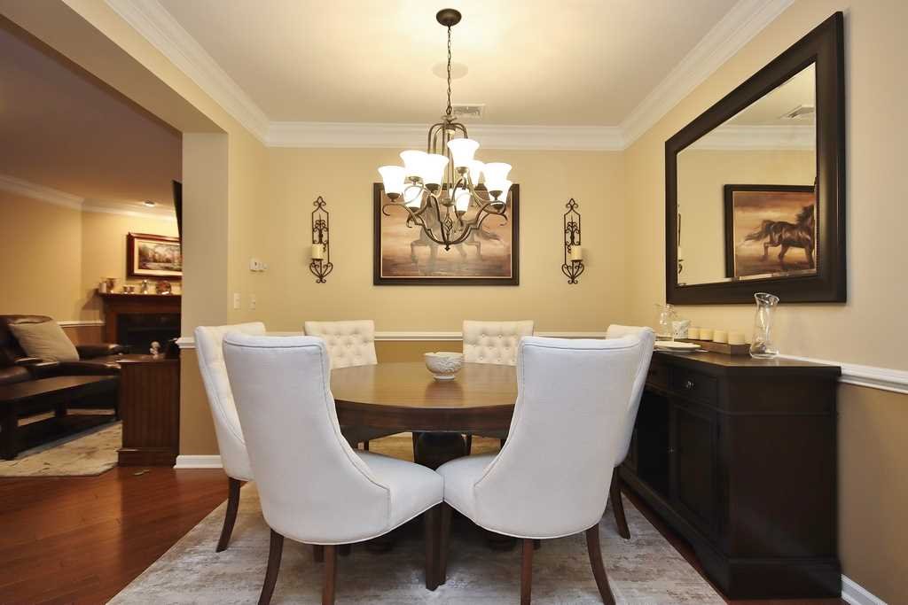 1118 Cold Spring Road Fishkill, NY 12524 - Photo 8 of 34 a dining room with furniture and window