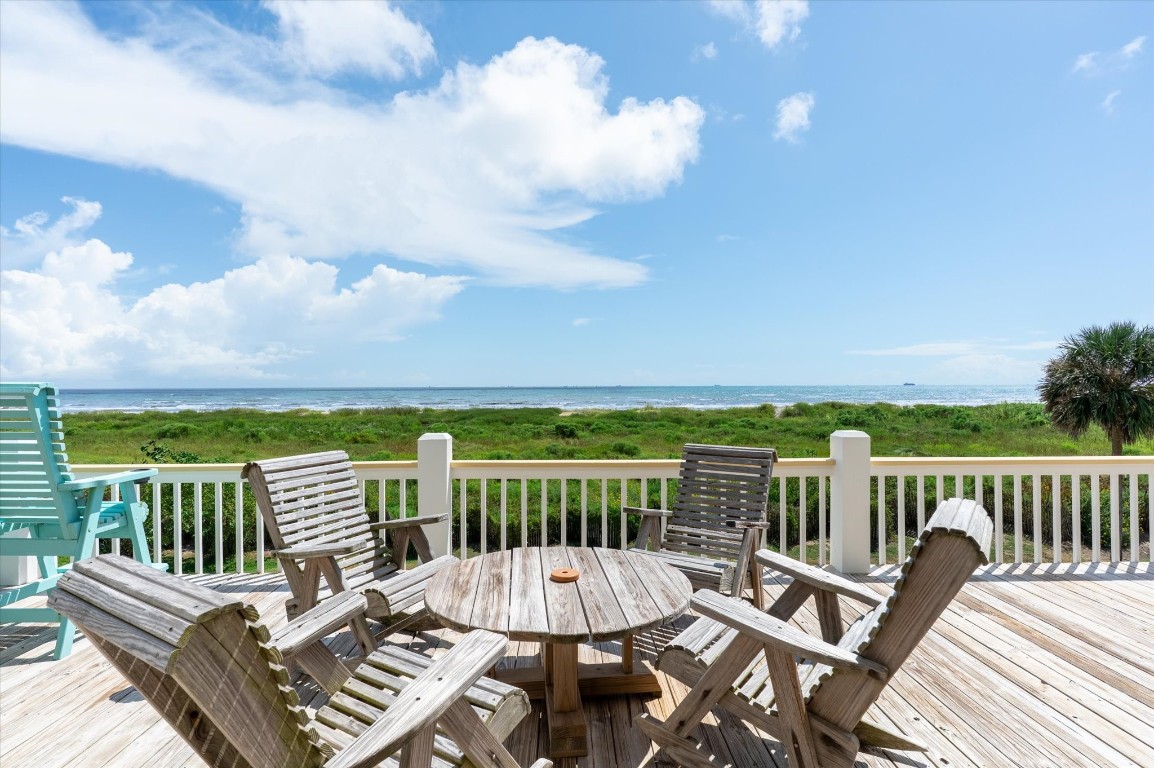 4040 Biscayne Beach Road Port Bolivar, TX 77650 - Photo 6 of 50