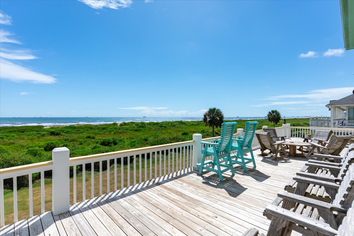 4040 Biscayne Beach Road Port Bolivar, TX 77650 - Photo 8 of 50