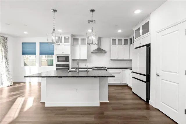 $840,000 | 15961 Mavericks Lane, Lathrop, CA 95330