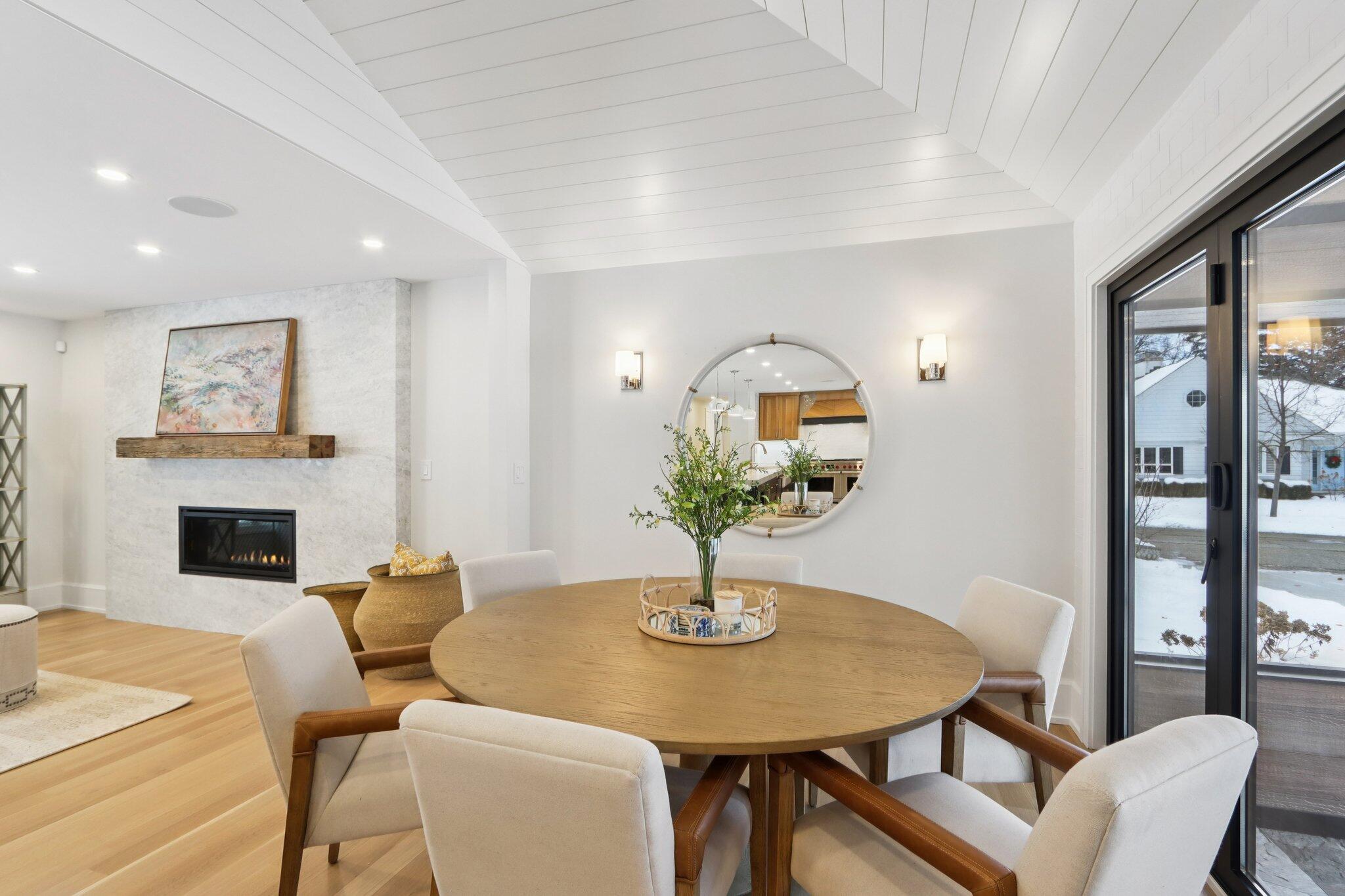 1600 Evergreen Lane Lake Geneva, WI 53147 - Photo 14 of 71 18-web-or-mls-Evergreen Ln-L1212-018