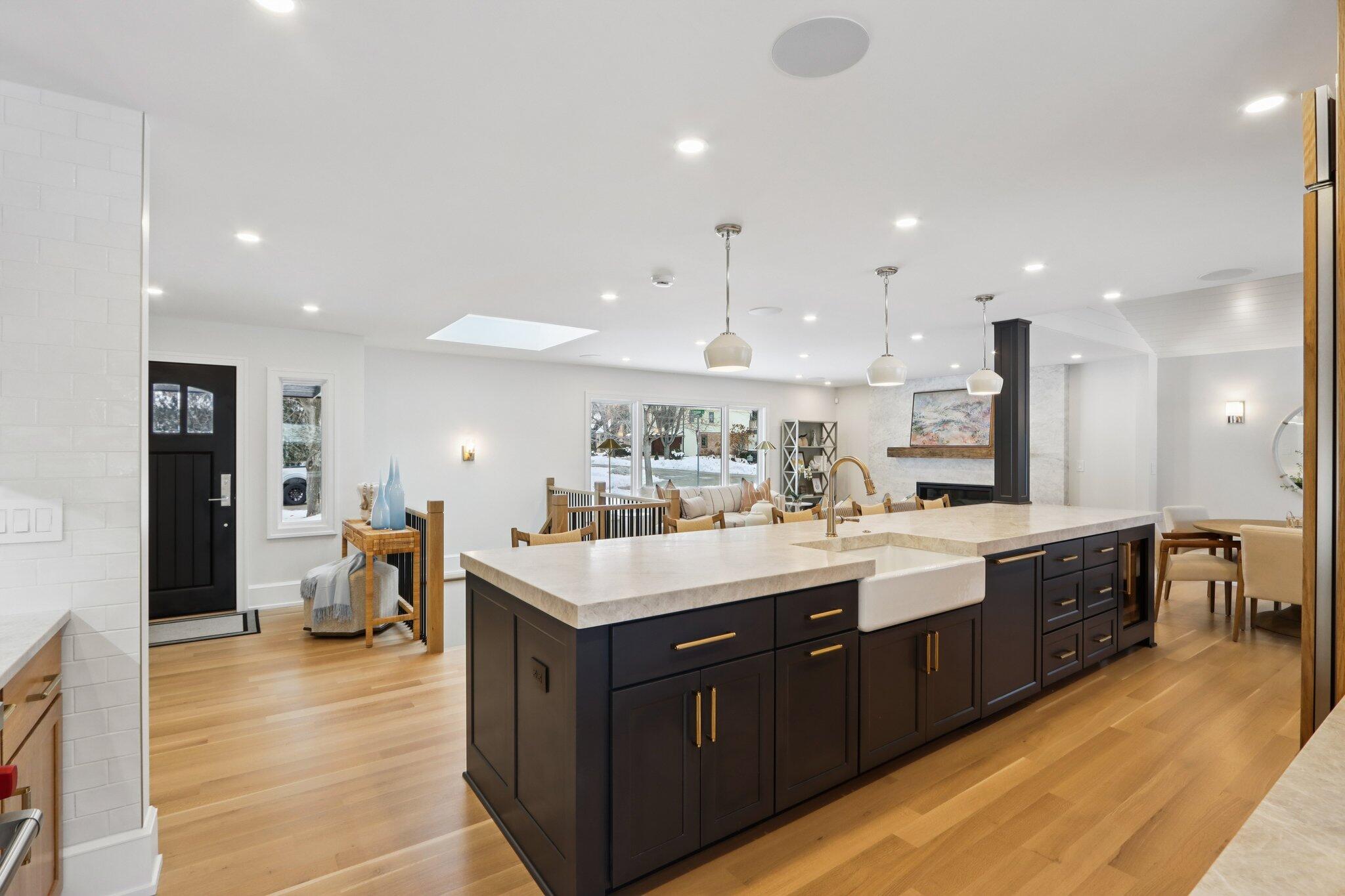 1600 Evergreen Lane Lake Geneva, WI 53147 - Photo 19 of 71 23-web-or-mls-Evergreen Ln-L1212-023