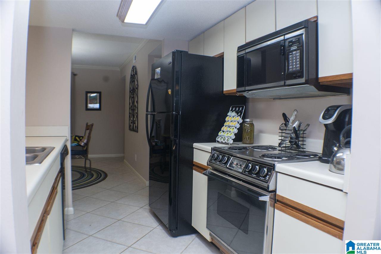 104 Paradise Isle, Unit 104 Riverside, AL 35135 - Photo 12 of 37