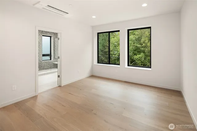 $2,170,000 | 286 118th Avenue Southeast, Bellevue, WA 98005