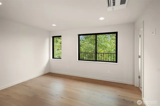 $2,170,000 | 286 118th Avenue Southeast, Bellevue, WA 98005