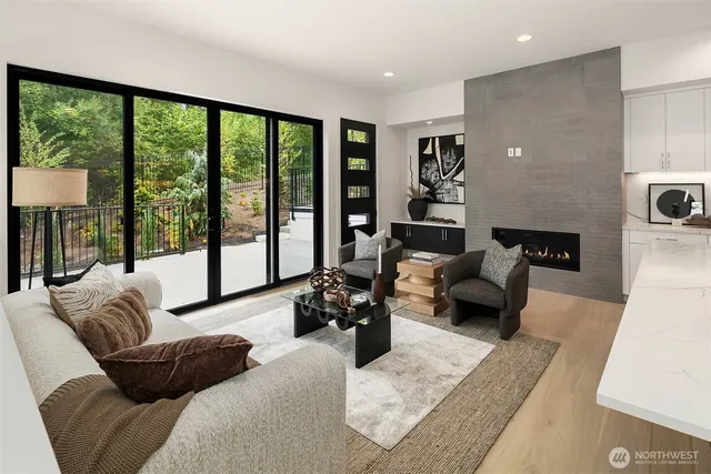 $2,170,000 | 286 118th Avenue Southeast, Bellevue, WA 98005