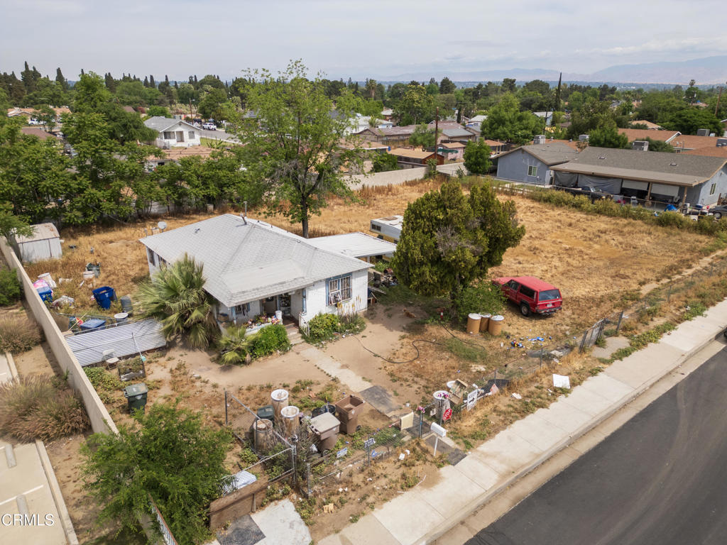 628 East 3rd Street Bakersfield, CA 93307 - Photo 16 of 35 DJI_0946