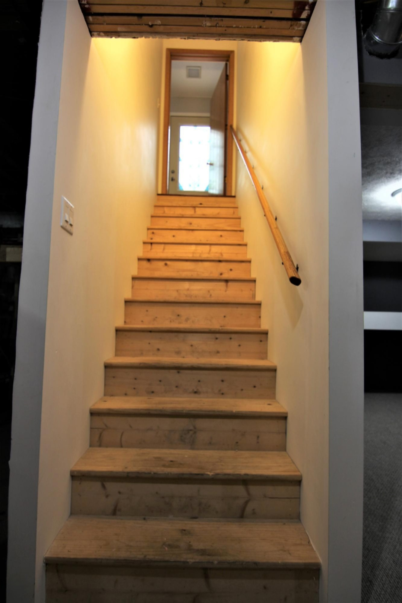 420 East River Road Muskegon, MI 49445 - Photo 22 of 41 Stairs to Basement