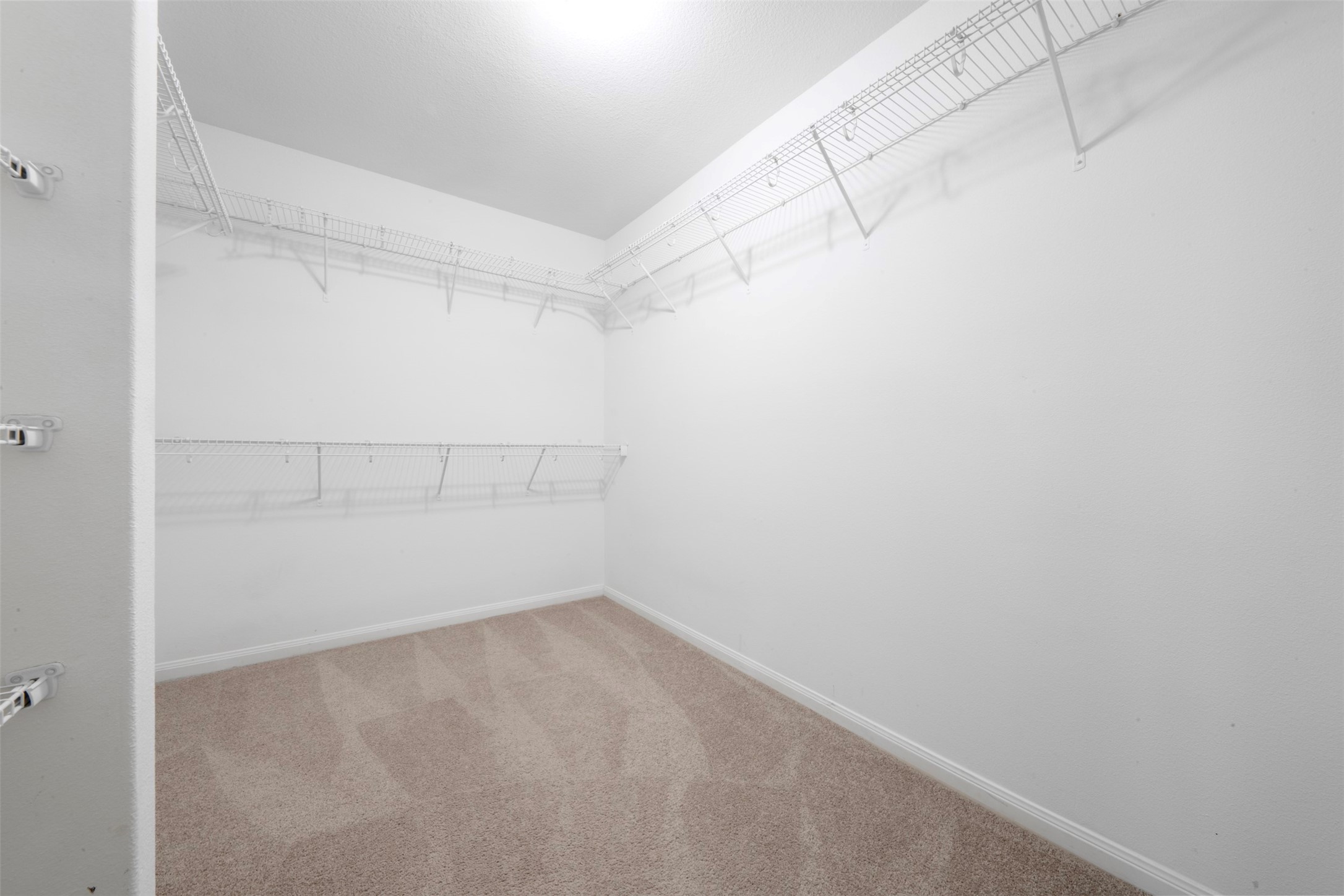 5926 Golden Cove Road Cove, TX 77523 - Photo 16 of 26 Big primary closet