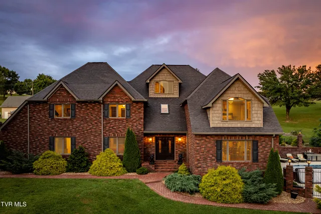 $899,985 | 194 Willow Brook Drive, Rosedale, VA 24280