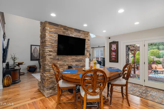 $899,985 | 194 Willow Brook Drive, Rosedale, VA 24280