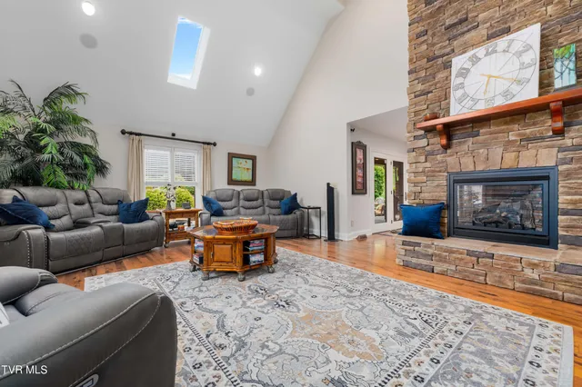 $899,985 | 194 Willow Brook Drive, Rosedale, VA 24280