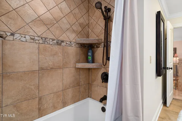 $899,985 | 194 Willow Brook Drive, Rosedale, VA 24280