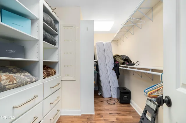 $899,985 | 194 Willow Brook Drive, Rosedale, VA 24280