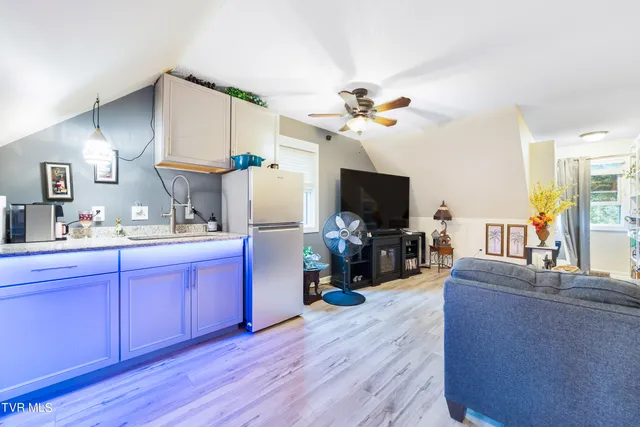 $899,985 | 194 Willow Brook Drive, Rosedale, VA 24280