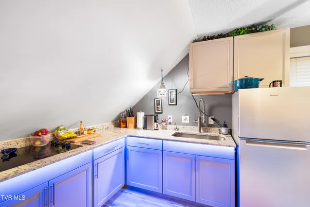 $899,985 | 194 Willow Brook Drive, Rosedale, VA 24280