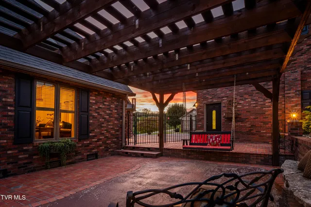 $899,985 | 194 Willow Brook Drive, Rosedale, VA 24280