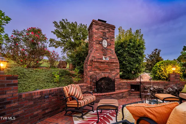 $899,985 | 194 Willow Brook Drive, Rosedale, VA 24280