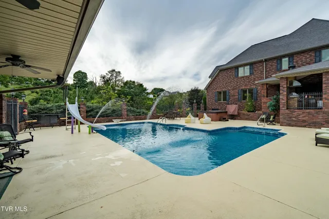 $899,985 | 194 Willow Brook Drive, Rosedale, VA 24280