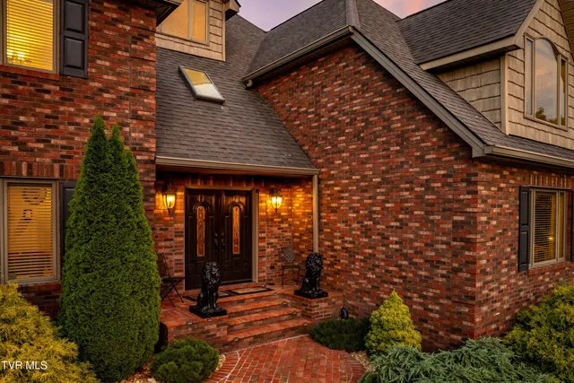 $899,985 | 194 Willow Brook Drive, Rosedale, VA 24280