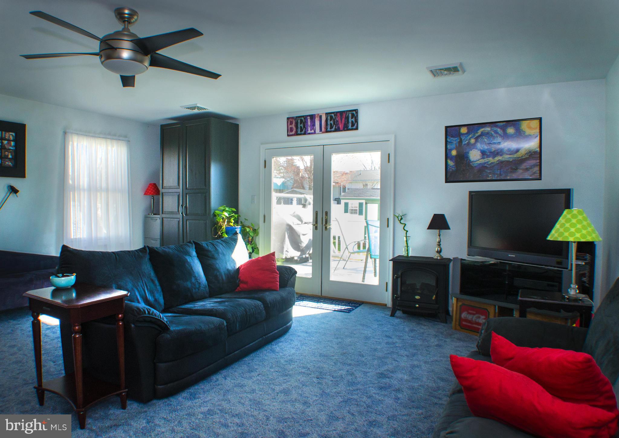 101 Reynolds Avenue Rising Sun, MD 21911 - Photo 17 of 26 Family Room