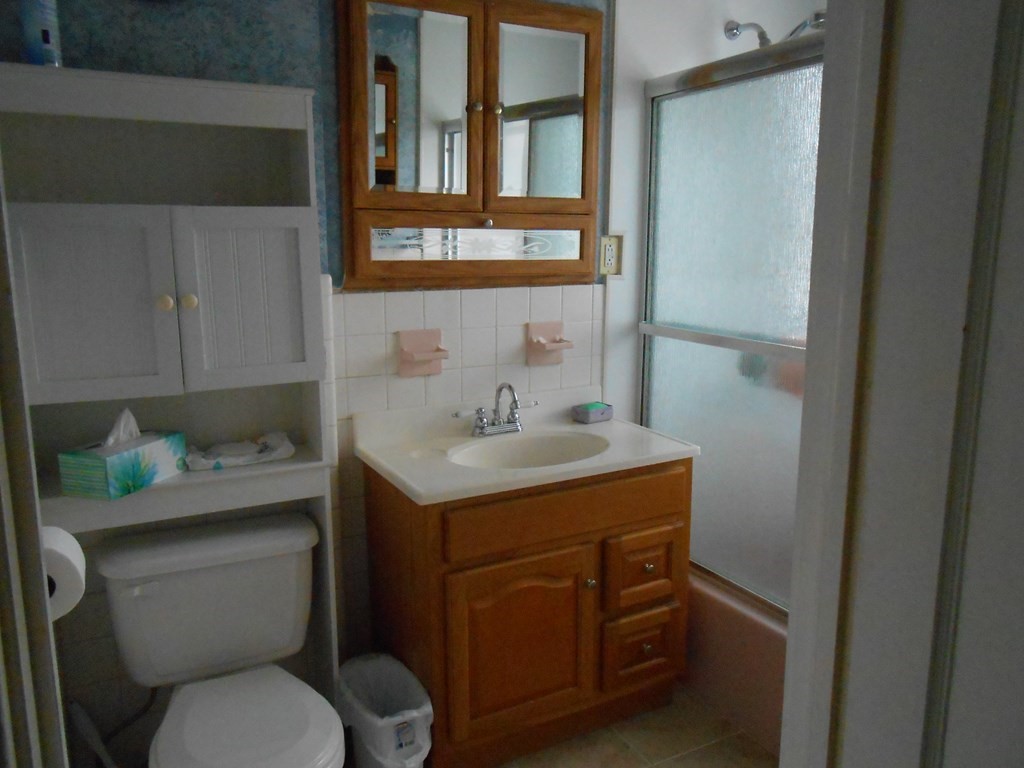 34 Superior Avenue Springfield, MA 01151 - Photo 10 of 18 Gallery Image 10