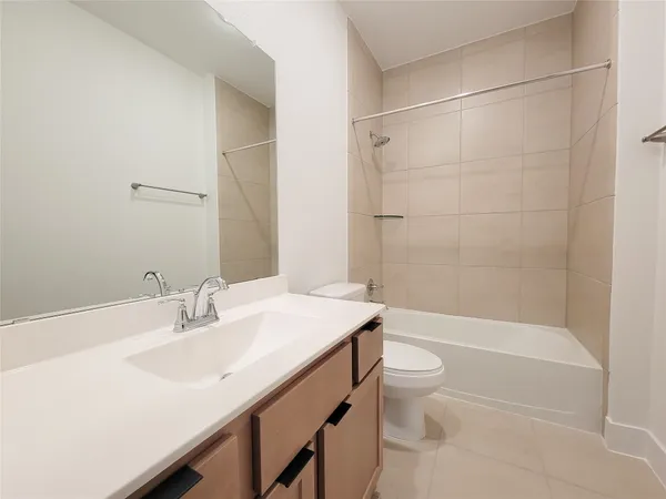 $2,500 | 10058 Rosette Drive, Iowa Colony, TX 77583