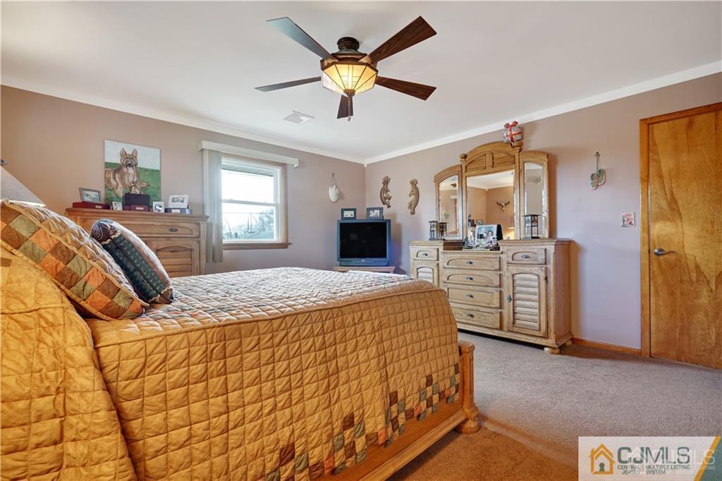 1344 Omaha Road North Brunswick, NJ 08902 - Photo 14 of 25 Gallery Image 14