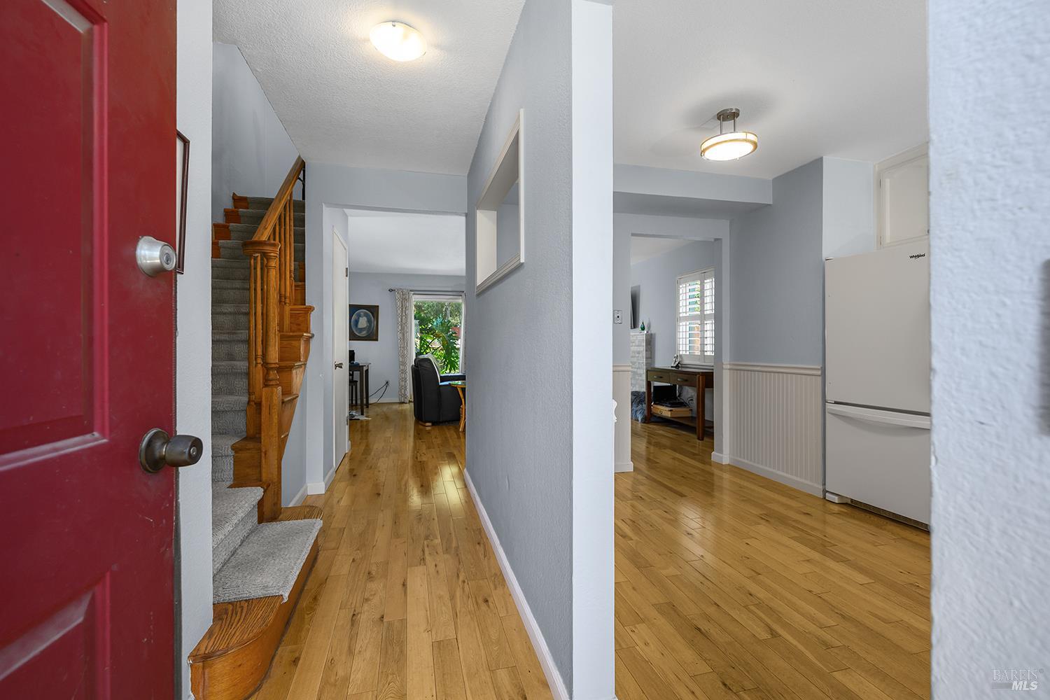 31 Front Street, Unit A Healdsburg, CA 95448 - Photo 4 of 20