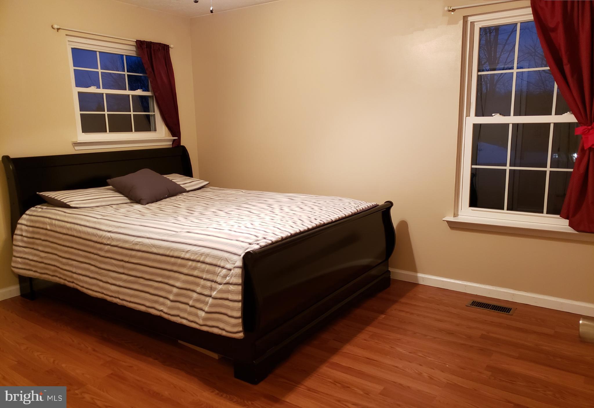 35 Buck Road Stafford, VA 22556 - Photo 8 of 14 1ST BEDROOM MASTER
